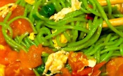 宝宝吃菠菜面，能搭配鸡蛋和西红柿吗？