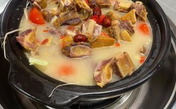 家常排骨火锅怎么做才够味？