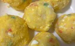 蛋黄土豆泥怎么搭配给宝宝吃？