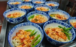 西红柿炒鸡蛋海鲜卤面，三鲜如何融合更出彩？