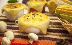 酥皮海鲜汤怎么吃？视频教你正确打开方式！