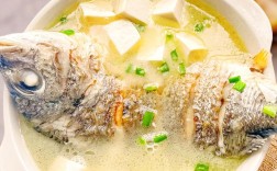 小鲫鱼豆腐汤怎么做才鲜浓好喝？
