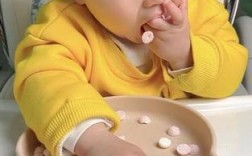 8个月宝宝吃溶豆卡住