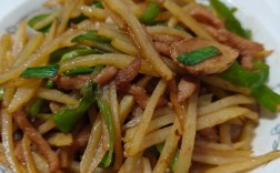 土豆丝烧肉怎么炒才香软入味？