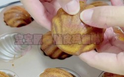 宝宝吃了蜂蜜蛋糕图片