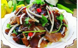 木耳拌洋葱怎么做才好吃？