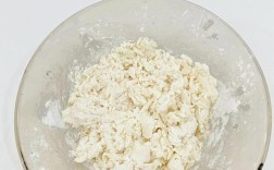 宝宝吃混沌皮，加食用碱好吗？