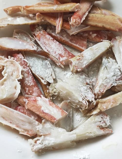 冰冻螃蟹怎么处理才鲜嫩?做法有哪些?-图3 冰冻螃蟹怎么处理才鲜嫩?做法有哪些?-图3