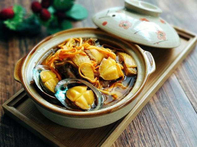 鲍鱼海鲜汤怎么做才鲜嫩多汁？-图3