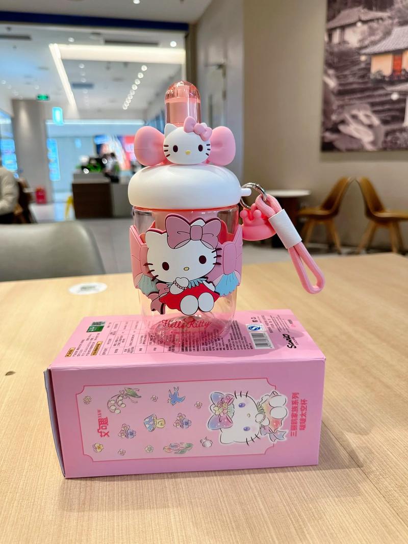 Hellokitty家常杯为何成居家必备?-图2 Hellokitty家常杯为何成居家必备?-图2