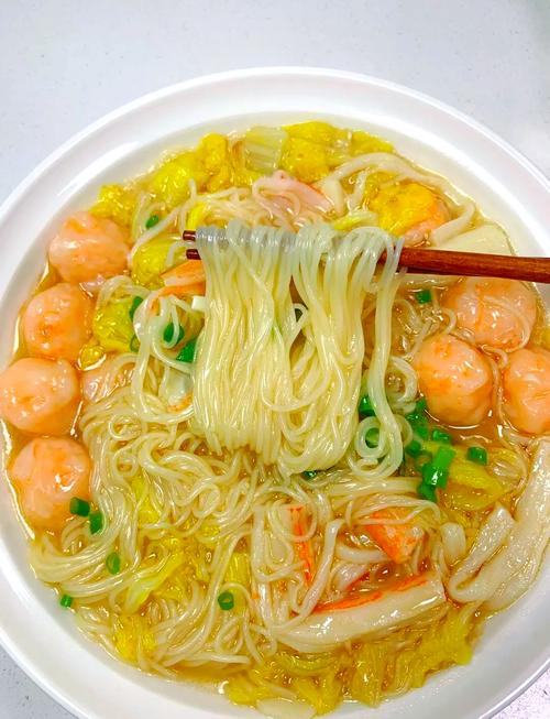 家常白菜海鲜面条怎么做?-图1 家常白菜海鲜面条怎么做?-图1