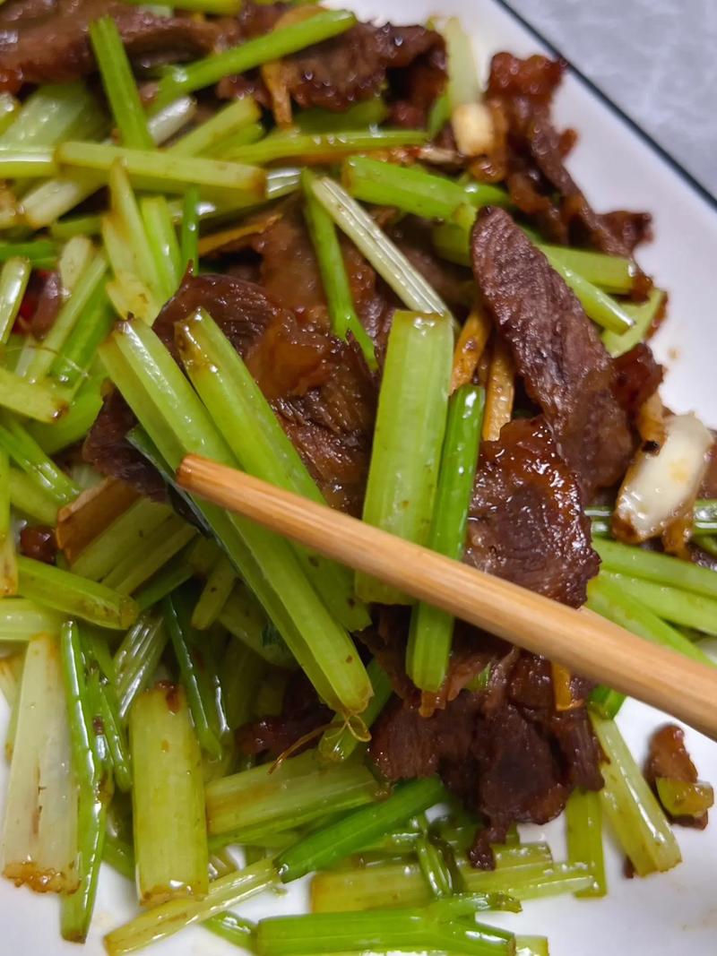 芹菜家常做法有哪些?-图2 芹菜家常做法有哪些?-图2