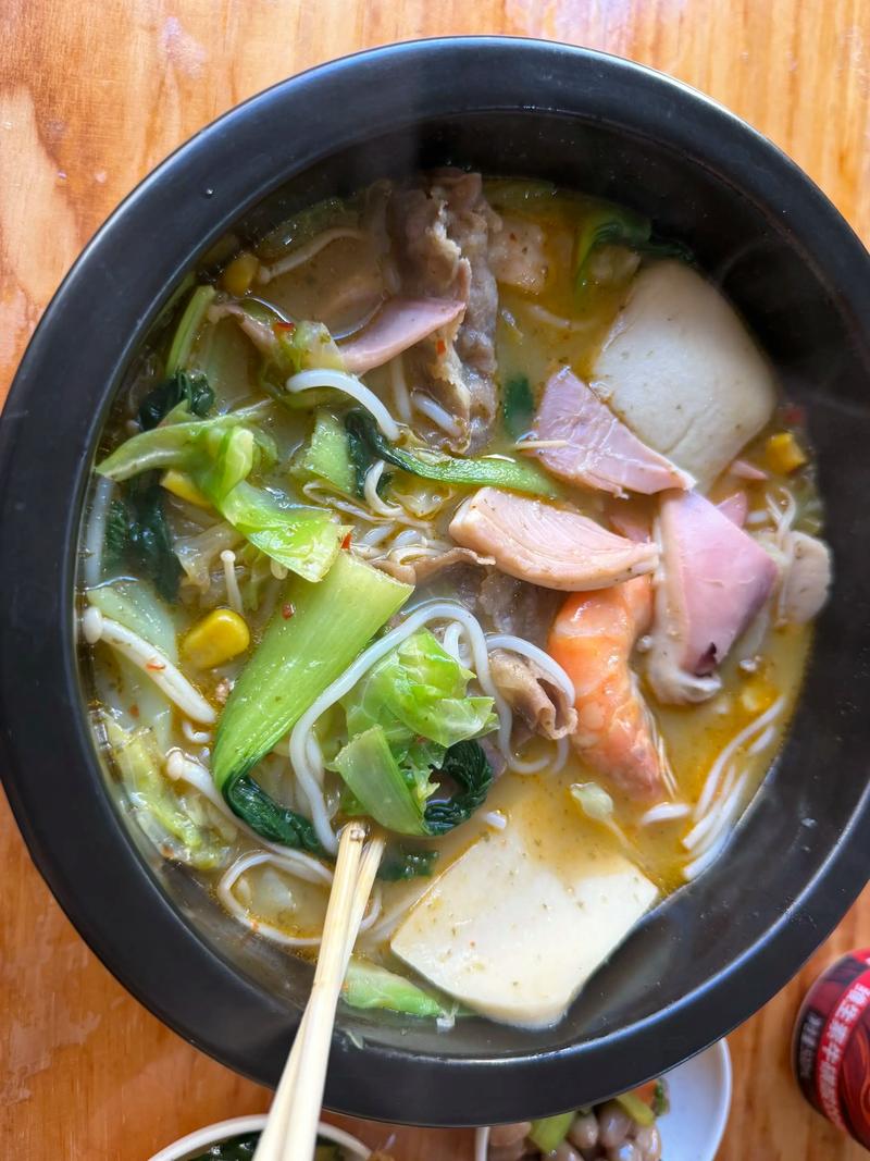 酸辣海鲜米线怎么做才正宗？-图3