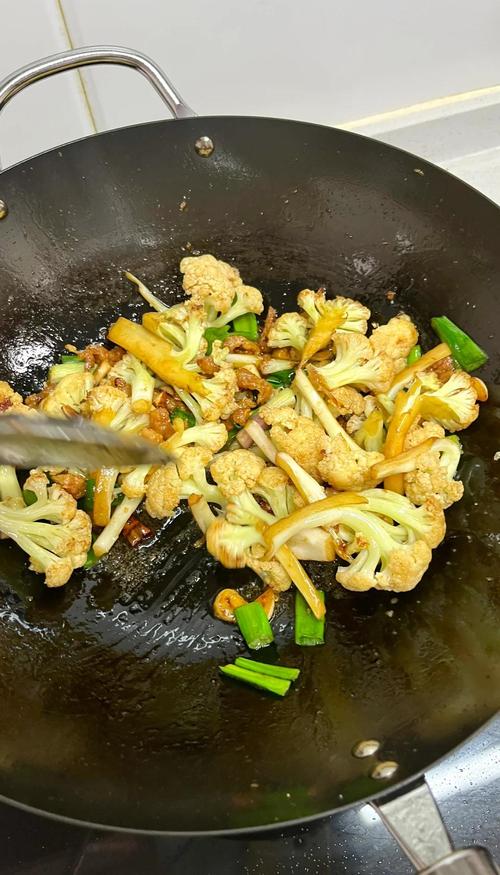 干煸菜花家常做法有哪些？-图2