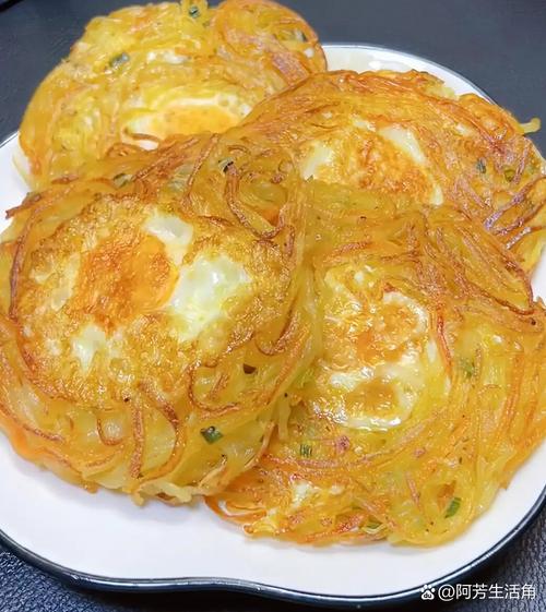 土豆丝鸡蛋饼怎么做才酥香软嫩？-图2