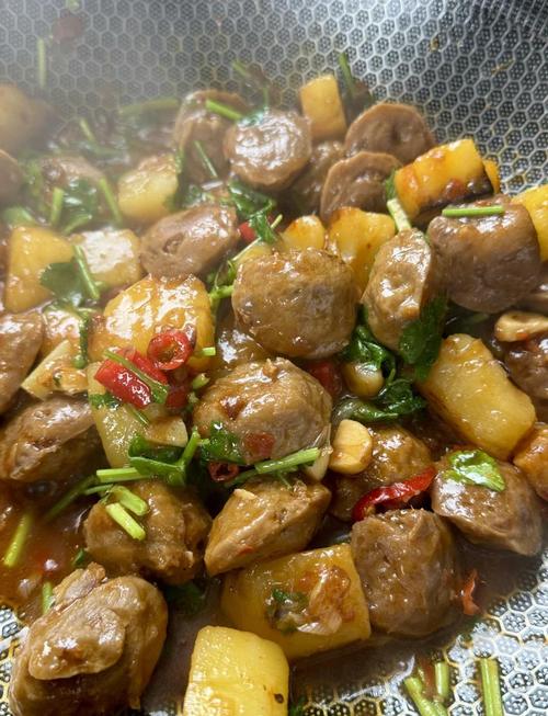 红烧牛肉丸子怎么做才正宗？-图2