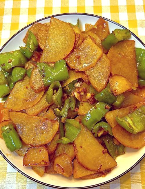 家常炒土豆片图片做法有哪些?-图3 家常炒土豆片图片做法有哪些?-图3