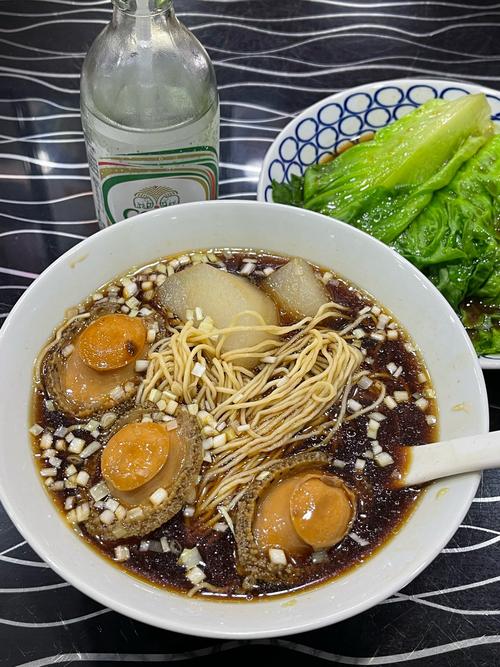 鲍鱼海鲜面怎么做？做法大全集在此！-图2