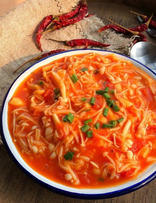 海鲜菇和鸡蛋西红柿能一起吃吗？-图2