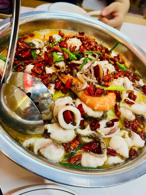 家庭海鲜火锅锅底怎么做才鲜?-图3 家庭海鲜火锅锅底怎么做才鲜?-图3