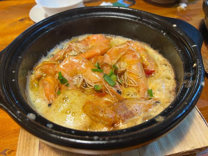 海鲜砂锅怎么做家常又入味？-图2