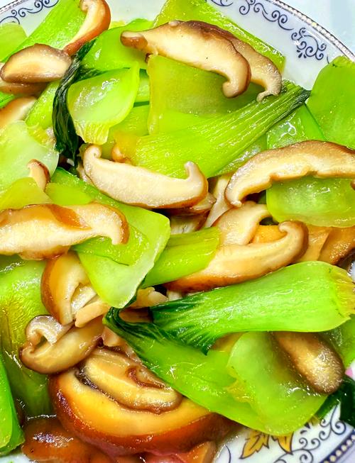 青菜炒香菇家常做法有哪些？-图2
