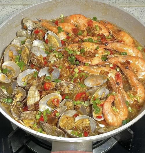 麻辣海鲜火锅怎么做才够味？-图1