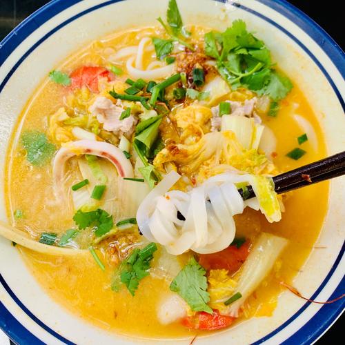 台湾海鲜米粉汤图片大全有哪些特色？-图3