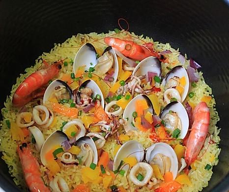 西班牙咖喱海鲜饭怎么做?-图1 西班牙咖喱海鲜饭怎么做?-图1