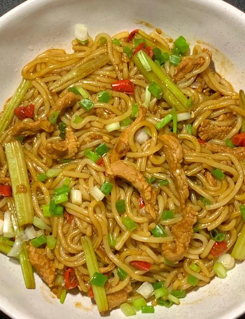 家常炒米粉怎么做才好吃？-图1