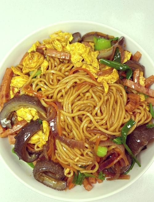 家庭海鲜炒面怎么做才够鲜?-图3 家庭海鲜炒面怎么做才够鲜?-图3