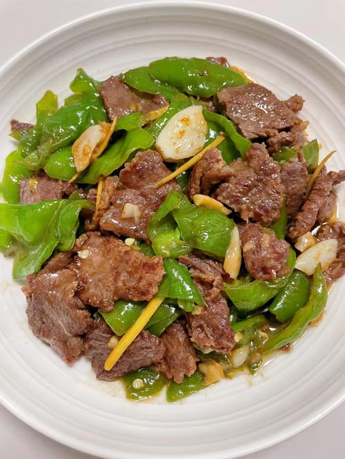 青椒炒牛肉家常做法有哪些？-图2