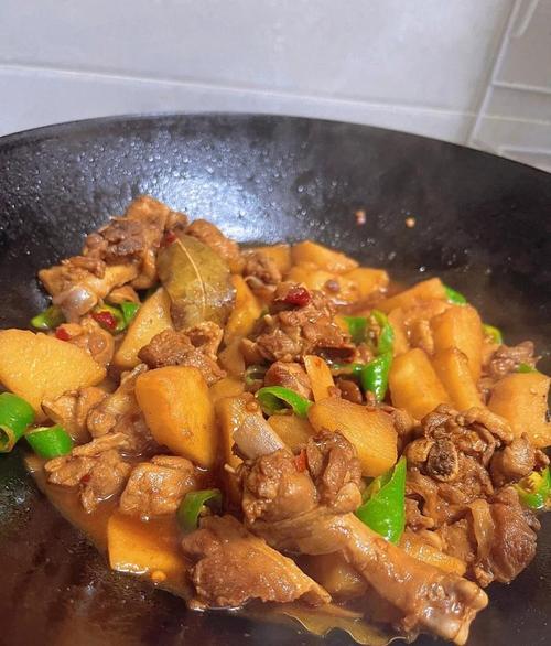 鸭肉炖土豆怎样炖更软烂入味？-图3