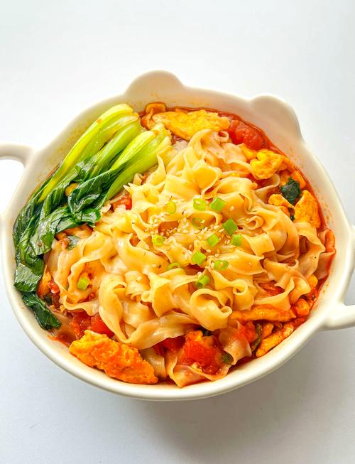 带汤刀削面的做法家常做法-图1 带汤刀削面的做法家常做法-图1