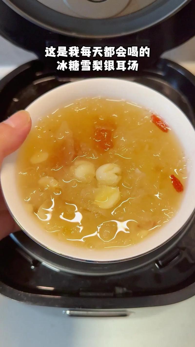六个月宝宝能喝银耳汤吗?-图3 六个月宝宝能喝银耳汤吗?-图3