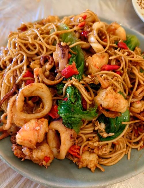 海鲜炒面怎么做?图文教程在这里!-图1 海鲜炒面怎么做?图文教程在这里!-图1