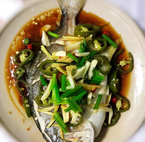 清蒸金鲳鱼的家常做法大全-图2