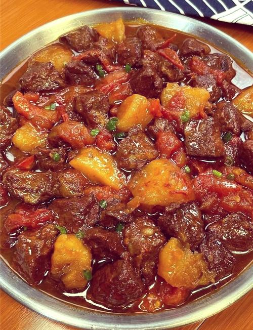 土豆烧牛腩怎么做才软烂入味?-图2 土豆烧牛腩怎么做才软烂入味?-图2