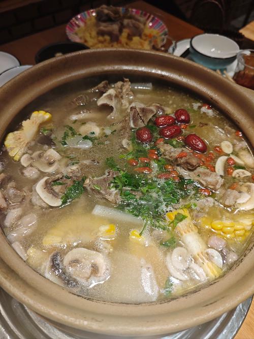 清汤海鲜火锅怎么做才鲜？-图3