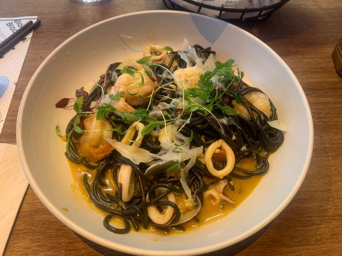 意大利海鲜墨鱼面怎么做？关键步骤和海鲜搭配？-图2