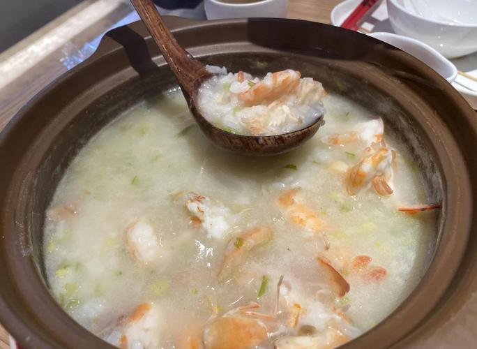 海鲜粥里干贝螃蟹虾,怎么搭配才鲜?-图2 海鲜粥里干贝螃蟹虾,怎么搭配才鲜?-图2