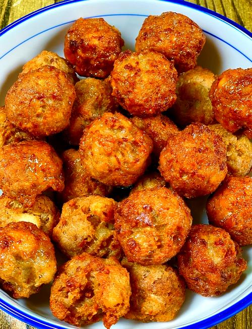 家常炸肉丸怎么做才酥脆不散?-图1 家常炸肉丸怎么做才酥脆不散?-图1