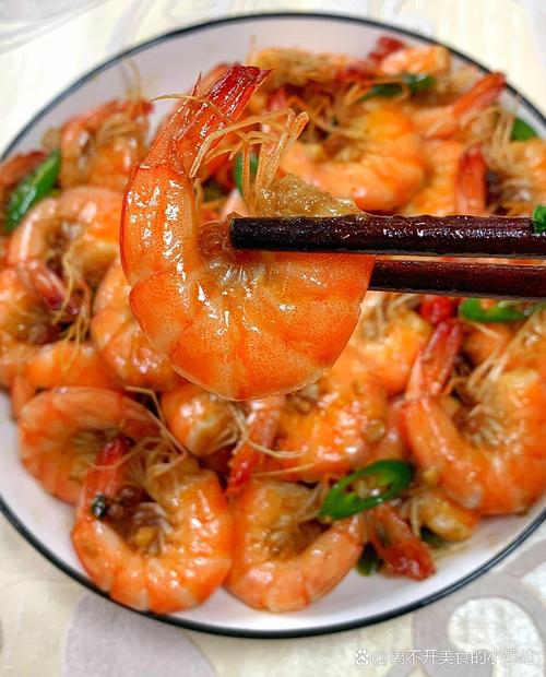 家常大虾全家福图,做法步骤详解?-图1 家常大虾全家福图,做法步骤详解?-图1