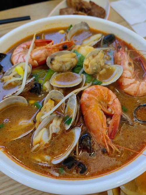 海鲜面里具体放了哪些海鲜?-图1 海鲜面里具体放了哪些海鲜?-图1