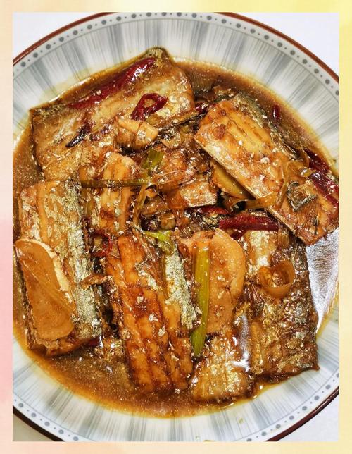 家常闷刀鱼做法有哪些？-图1