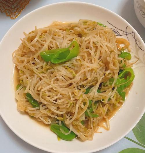 黄豆芽家常做法有哪些？-图2