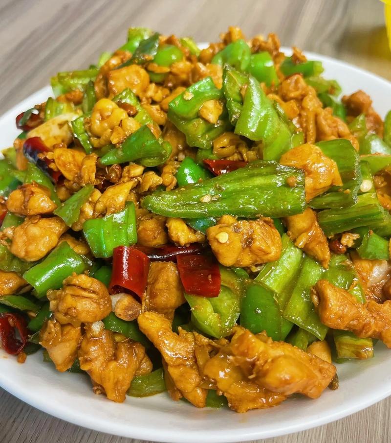 辣子鸡家常做法有哪些关键步骤？-图1