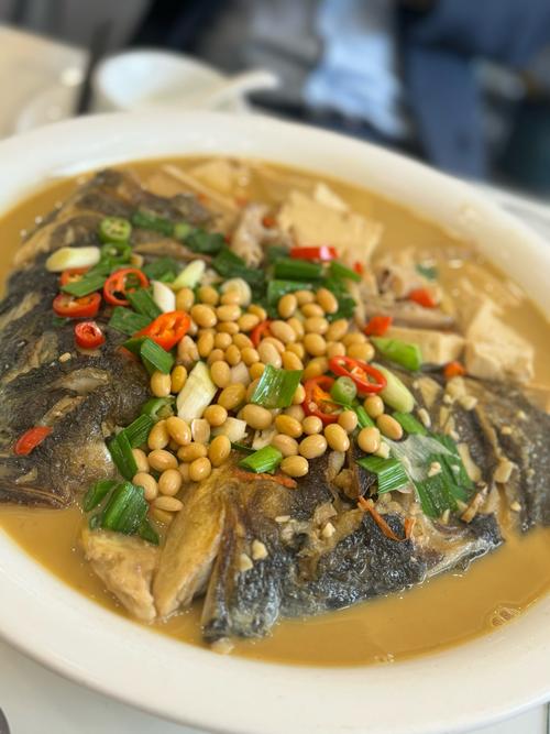 家常鱼头汤做法大全家常-图1 家常鱼头汤做法大全家常-图1