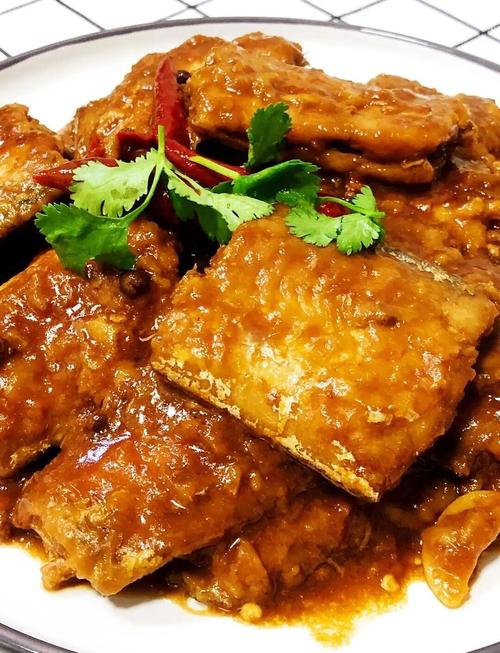 焖刀鱼家常做法有哪些？-图1