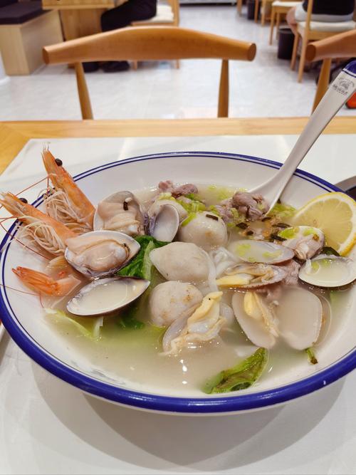 温州海鲜汤米线怎么做才正宗？-图1